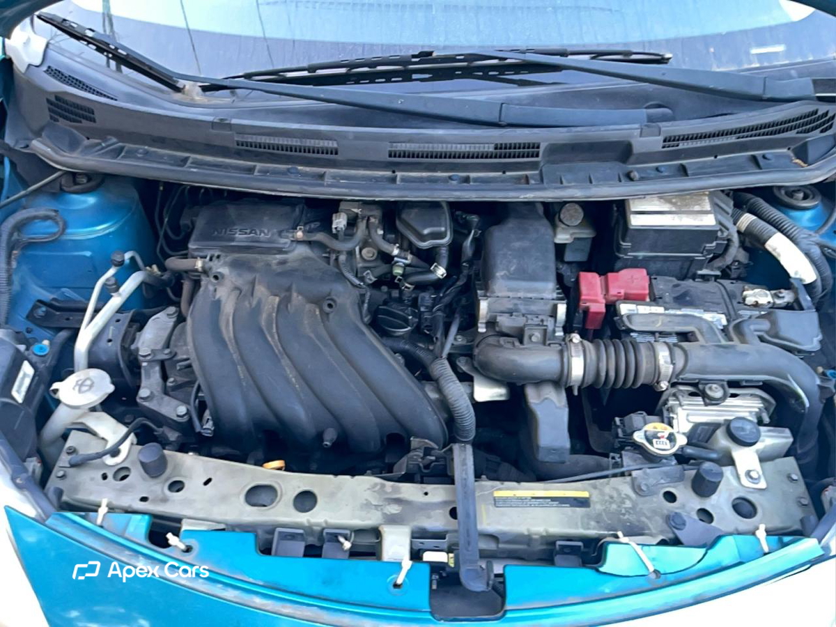 Nissan Versa 2015