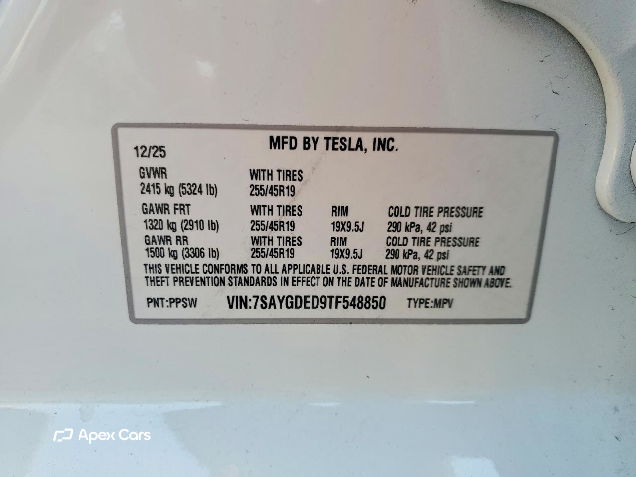 Tesla Model Y 2026