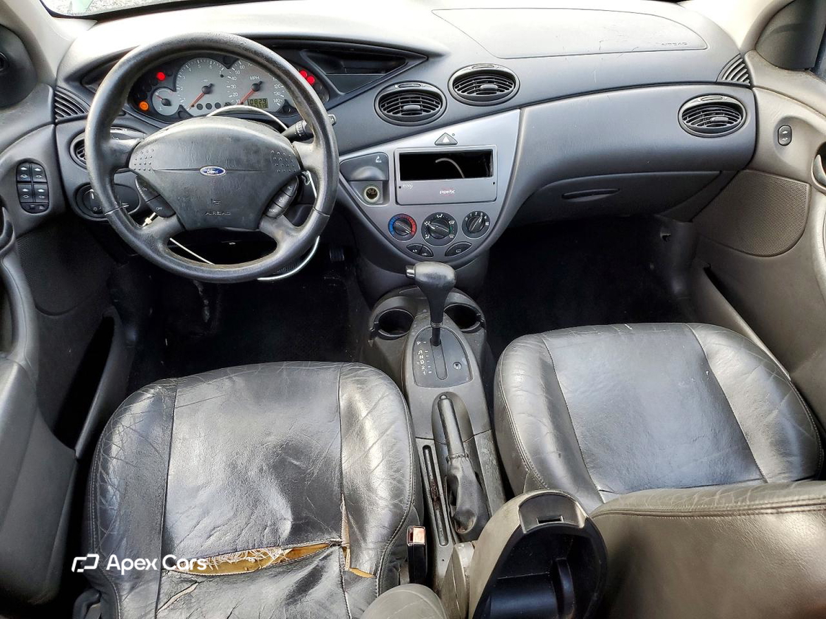 Ford Focus 2000
