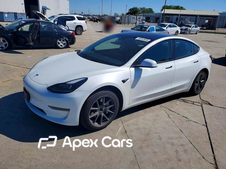 Tesla Model 3 2023 - Image 1 of 13