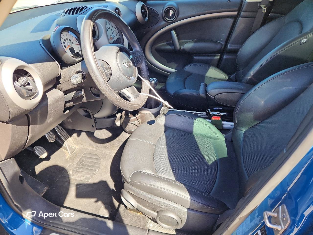 MINI Cooper 2011