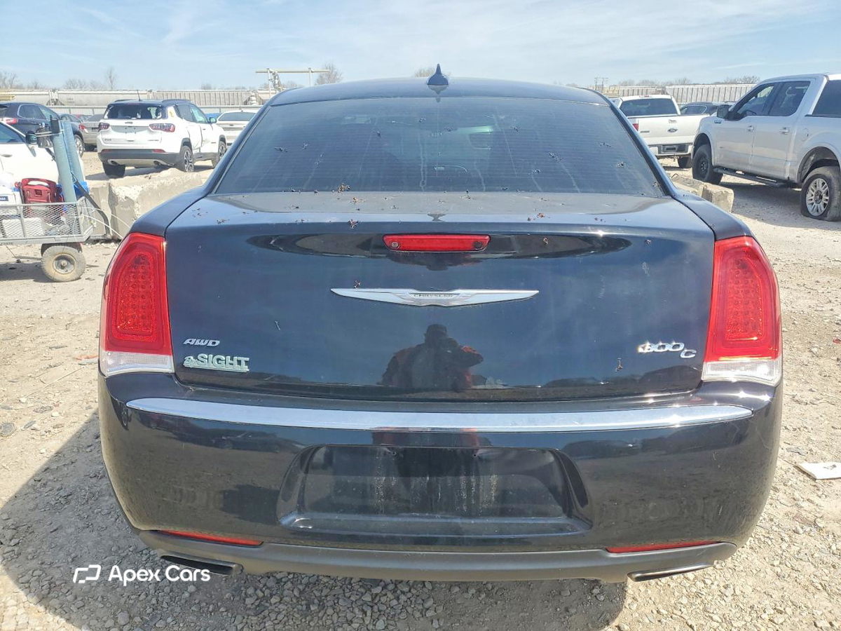 Chrysler 300 2017