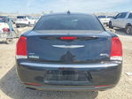 Chrysler 300 2017