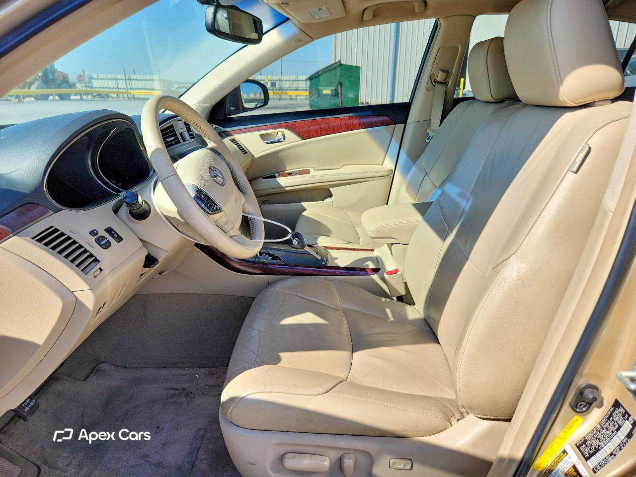 Toyota Avalon 2011