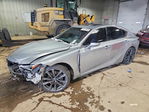 Lexus IS 2022