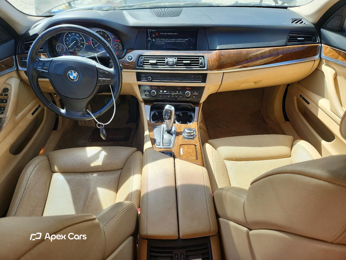BMW Series 5 2011