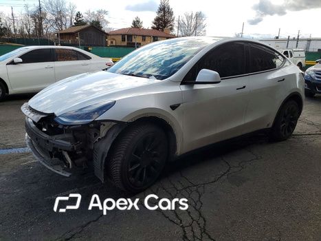 Tesla Model Y 2022 - Image 1 of 13