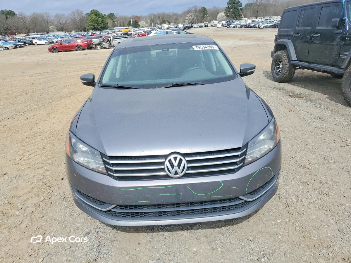 Volkswagen Passat 2014