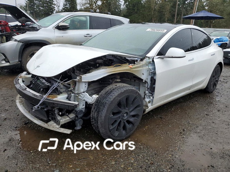 Tesla Model 3 2019 - Image 1 of 14