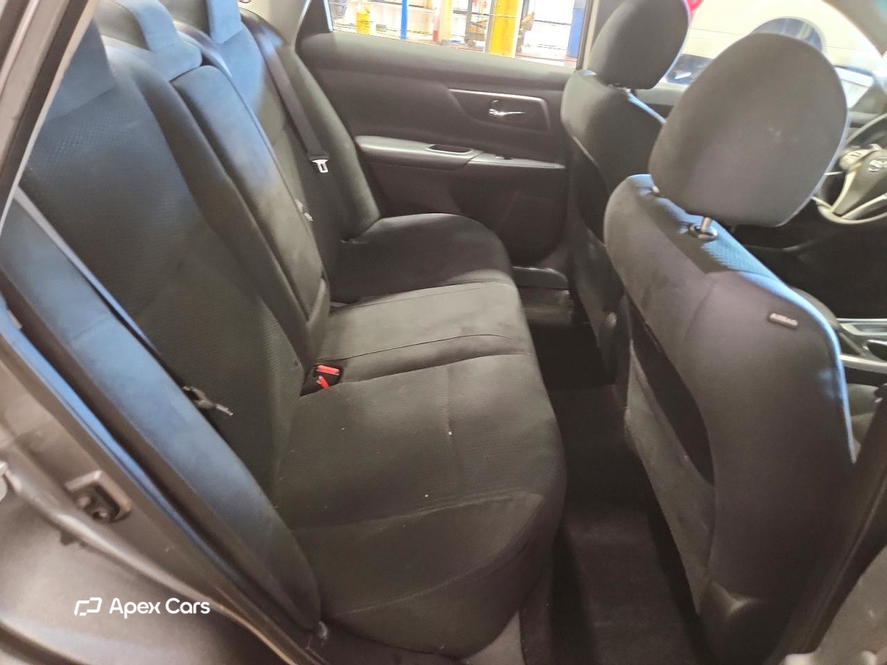 Nissan Altima 2015