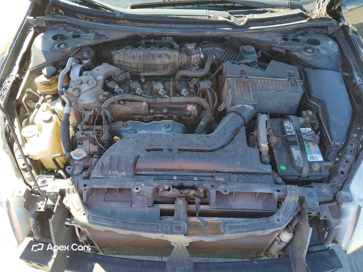 Nissan Altima 2012