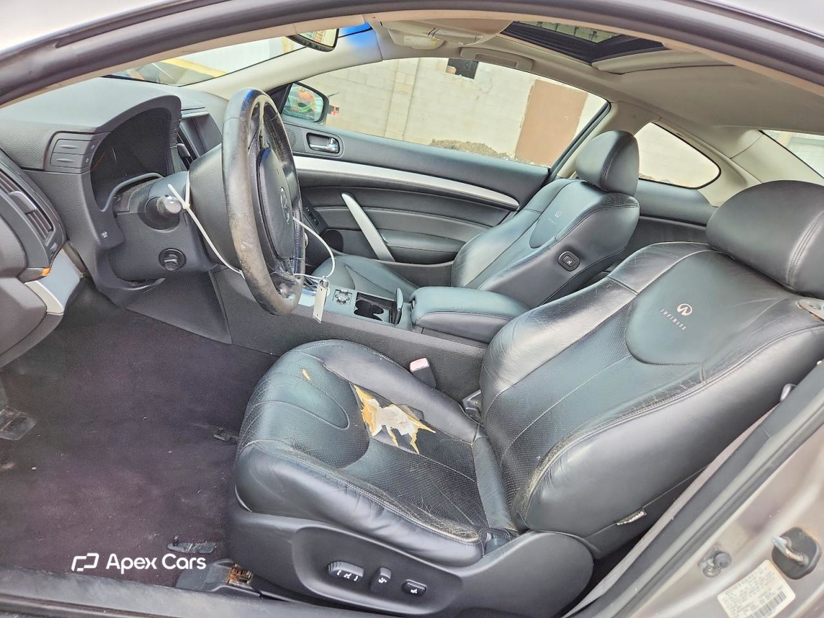 Infiniti G 2009