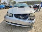 Ford Mustang 2001