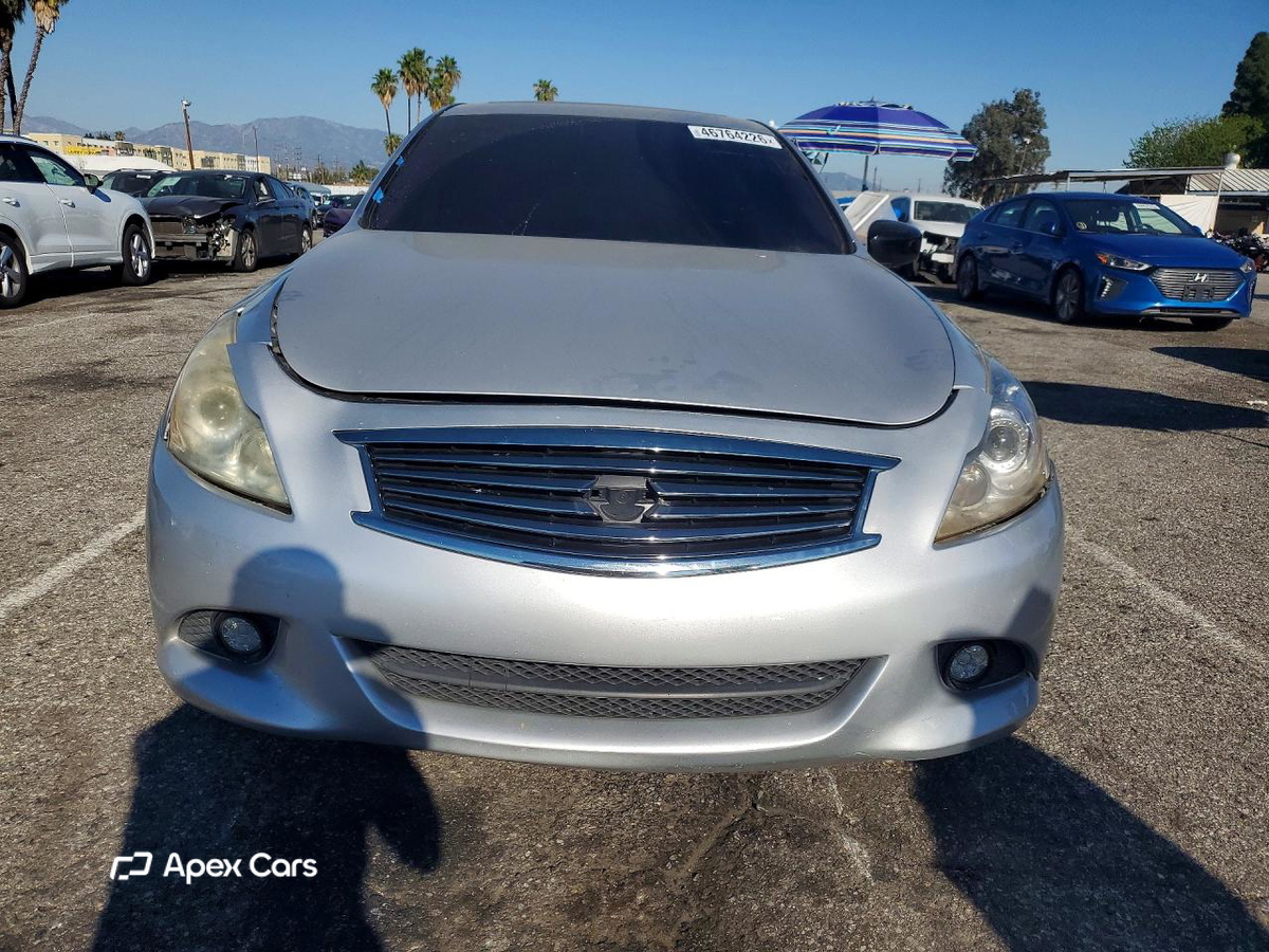 Infiniti G 2013