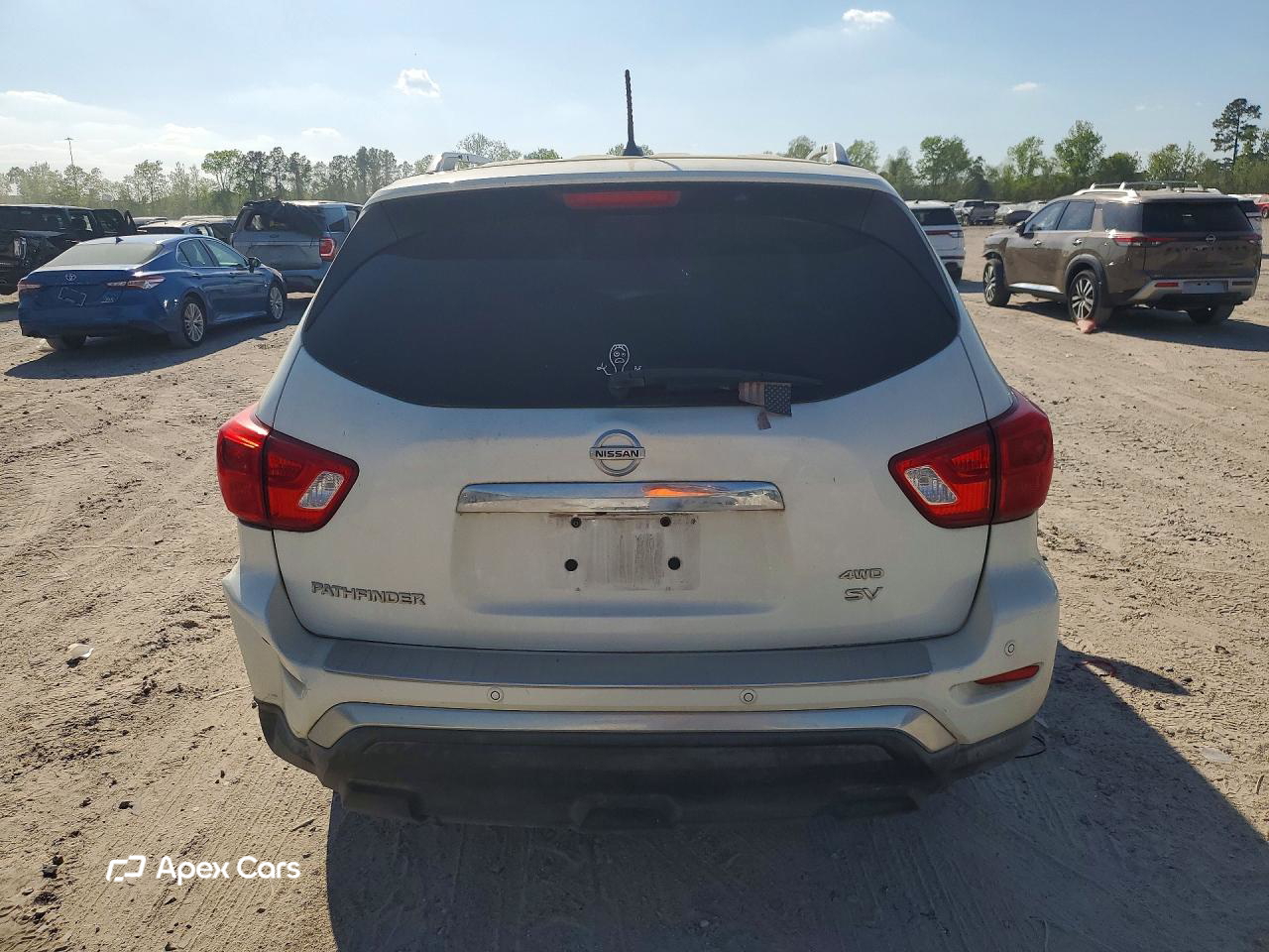 Nissan Pathfinder 2018