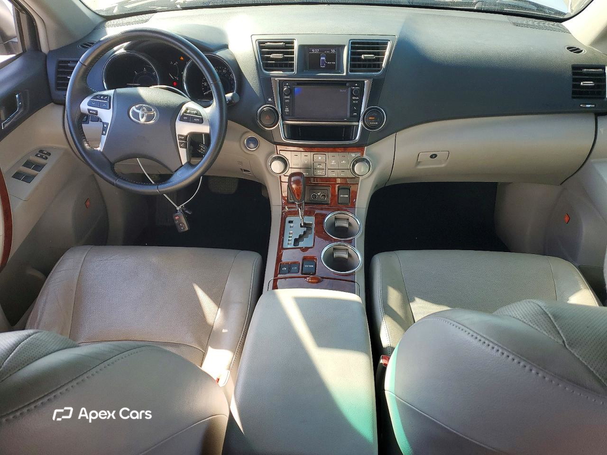 Toyota Highlander 2013