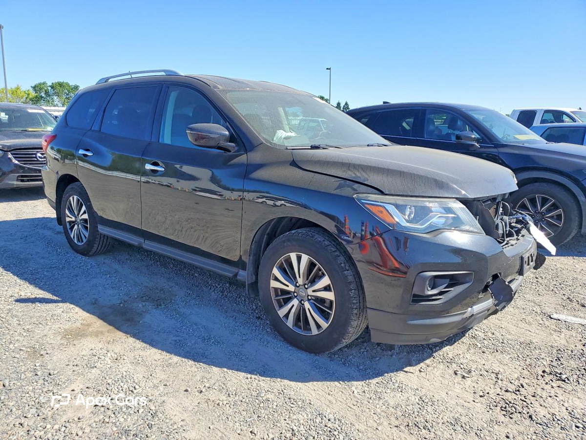 Nissan Pathfinder 2018