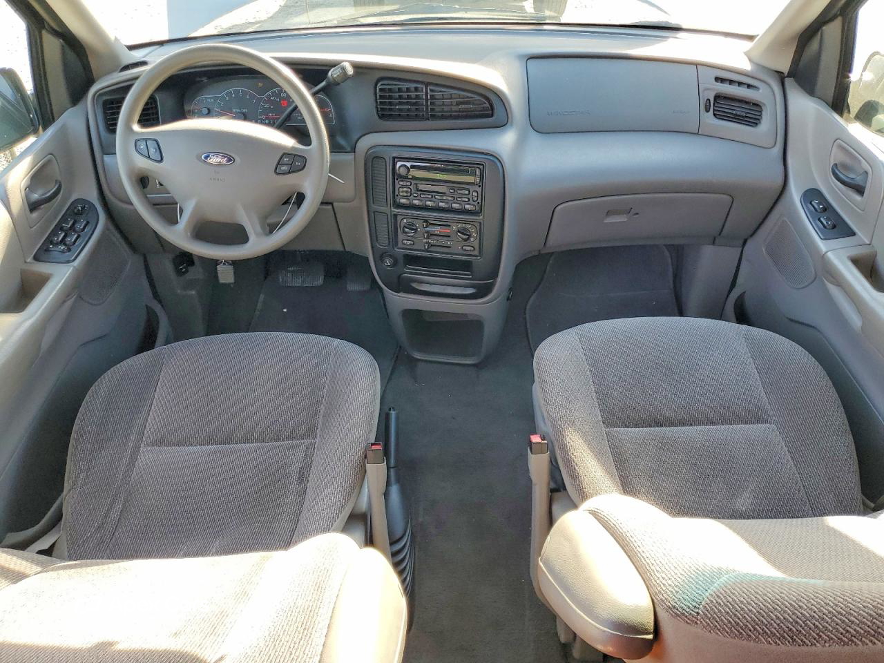 Ford Windstar 2002