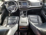 Toyota Highlander 2016
