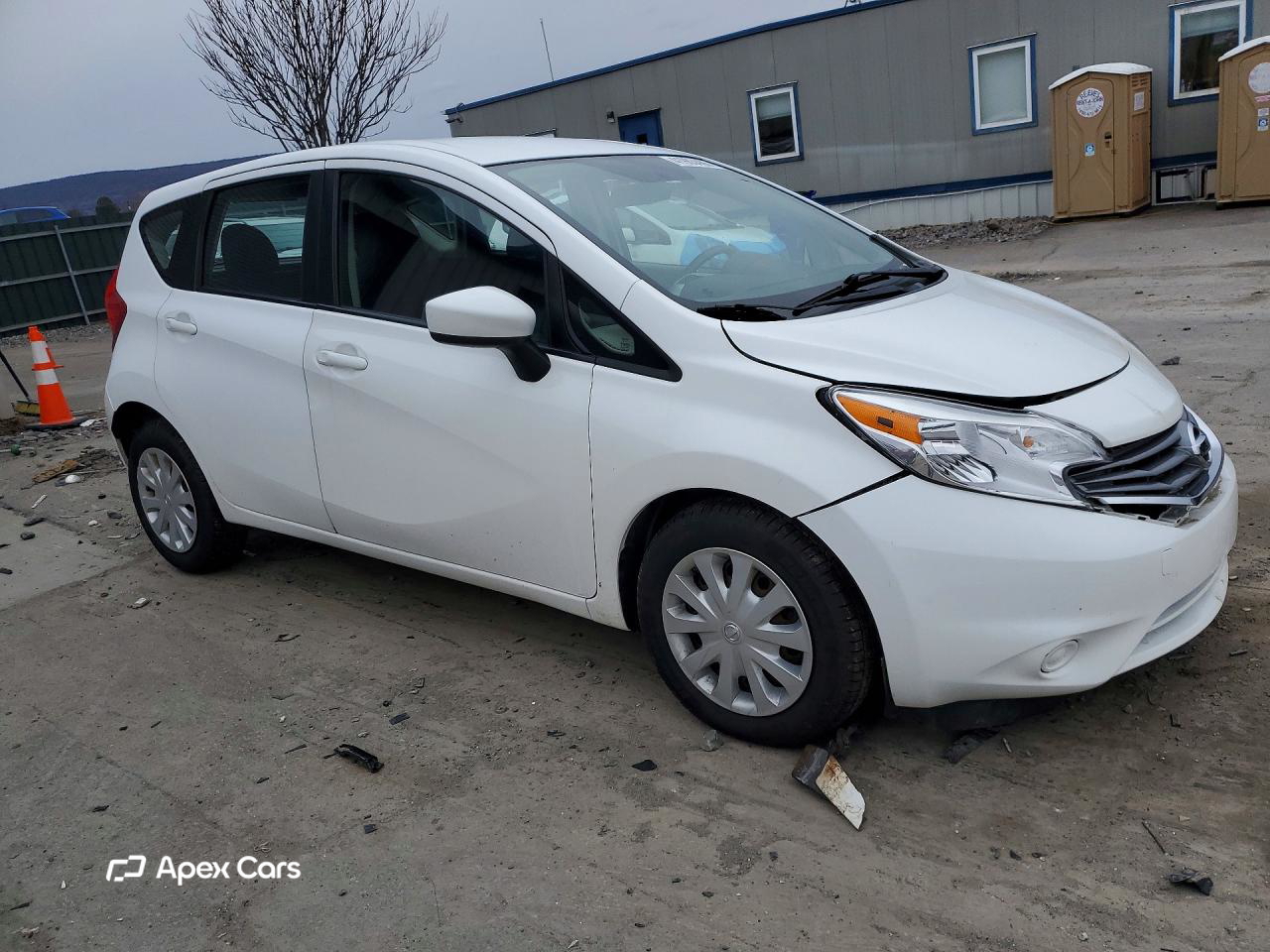 Nissan Versa 2016