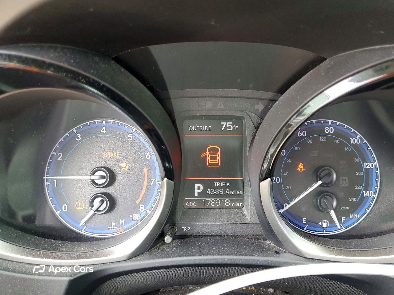 Toyota Corolla 2015