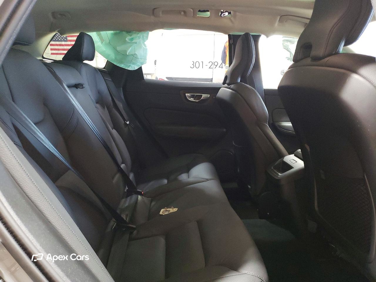 Volvo XC60 2025