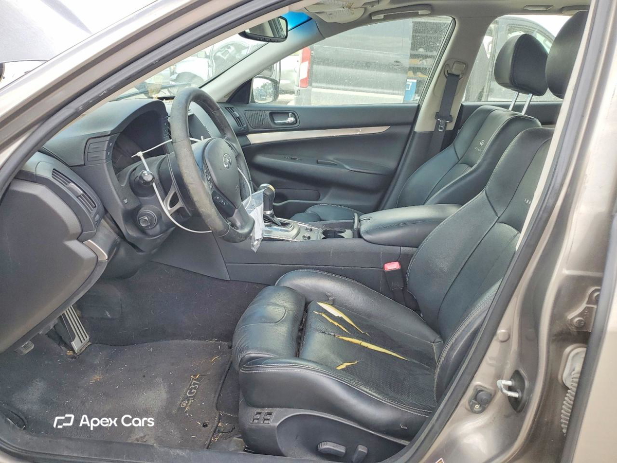 Infiniti G 2013