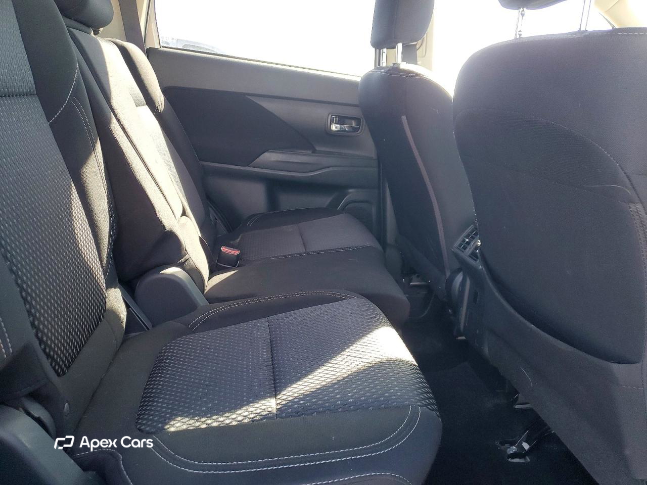 Mitsubishi Outlander 2020