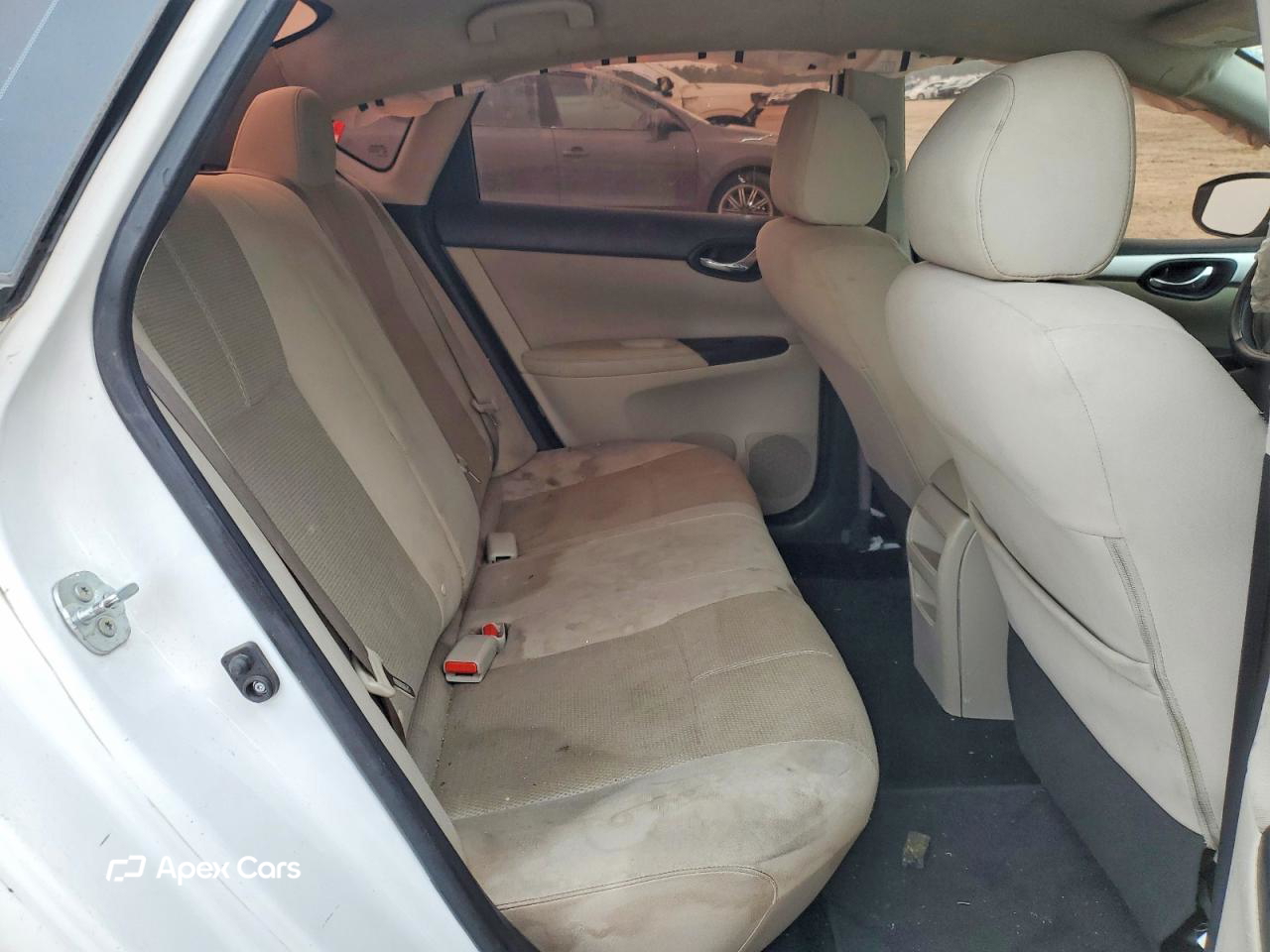 Nissan Sentra 2016
