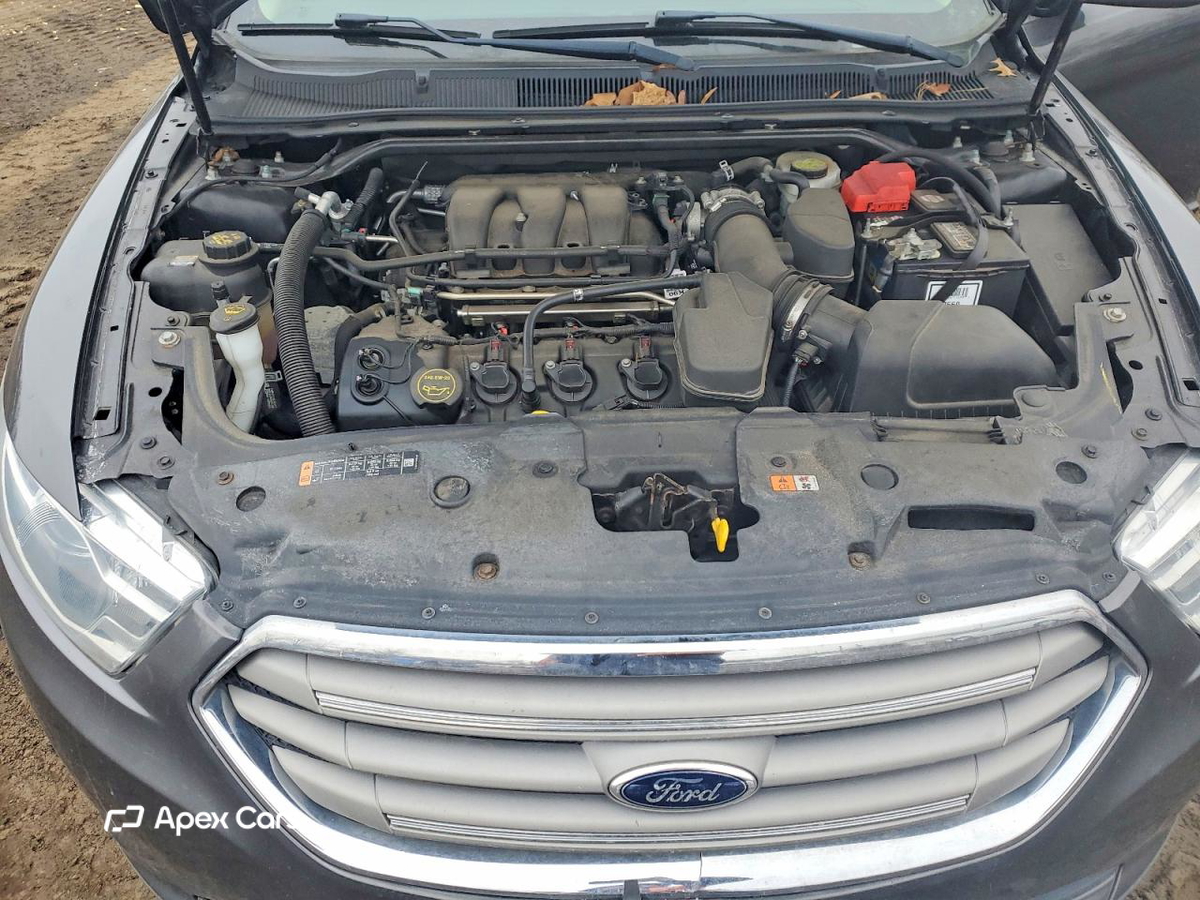 Ford Taurus 2015