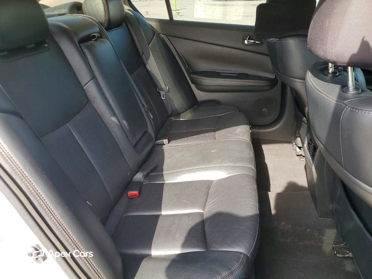 Nissan Maxima 2013