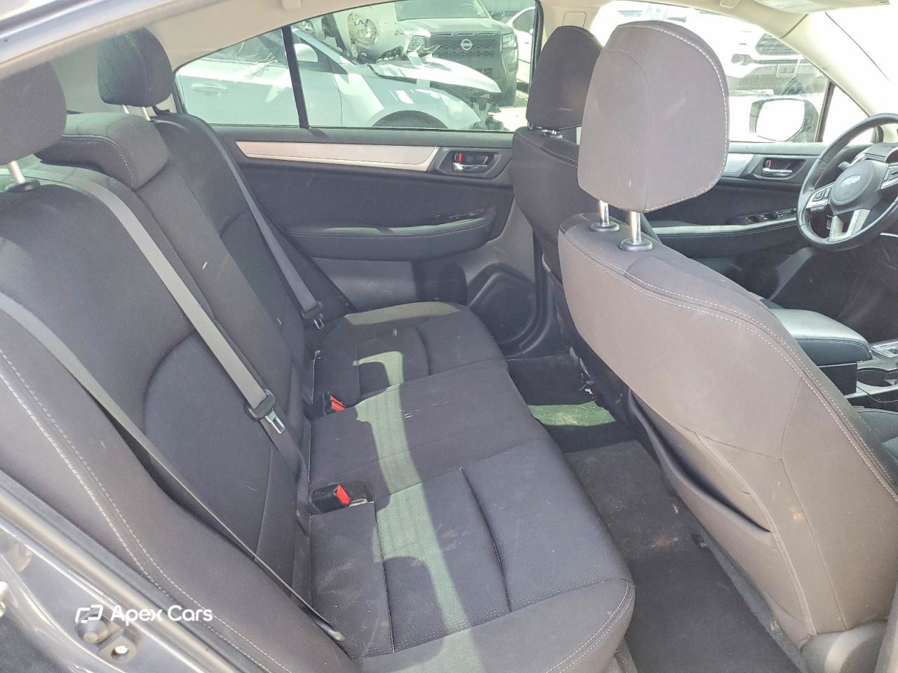 Subaru Legacy 2017