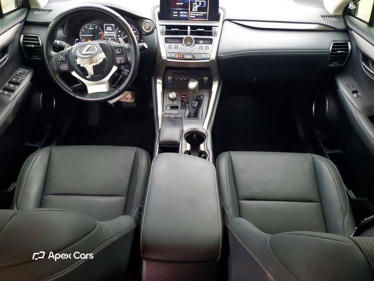 Lexus NX 2020