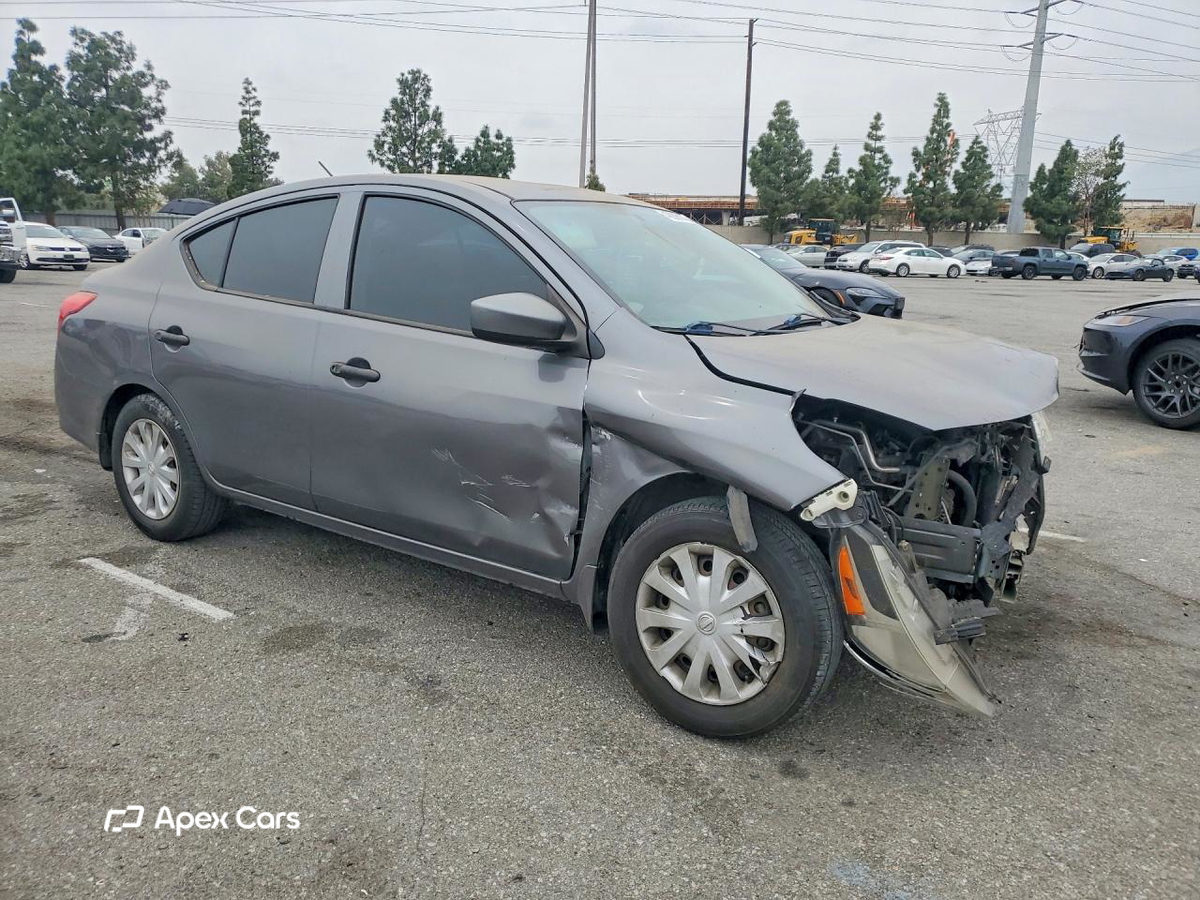 Nissan Versa 2017