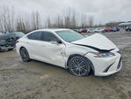 Lexus ES 2023
