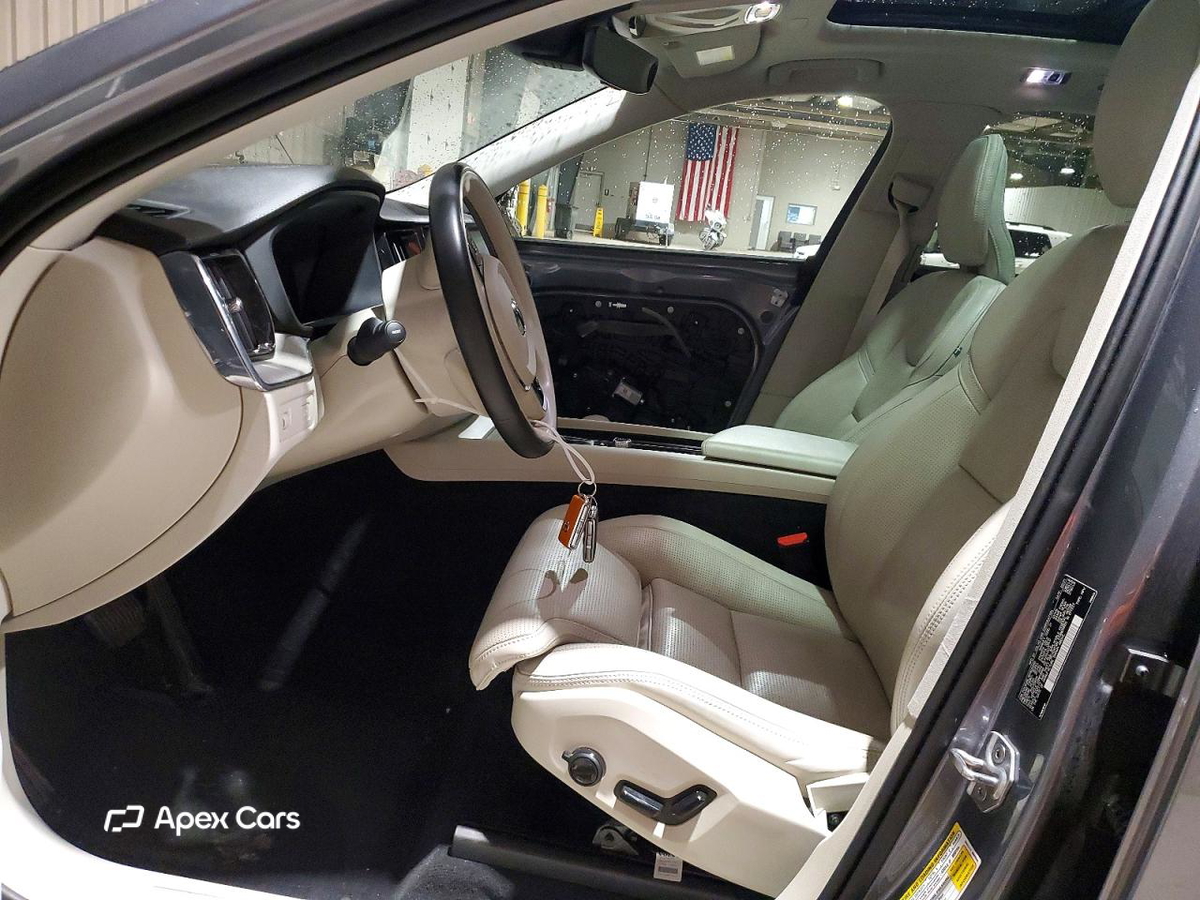 Volvo XC60 2021