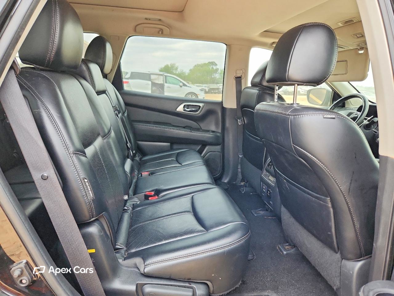 Nissan Pathfinder 2018