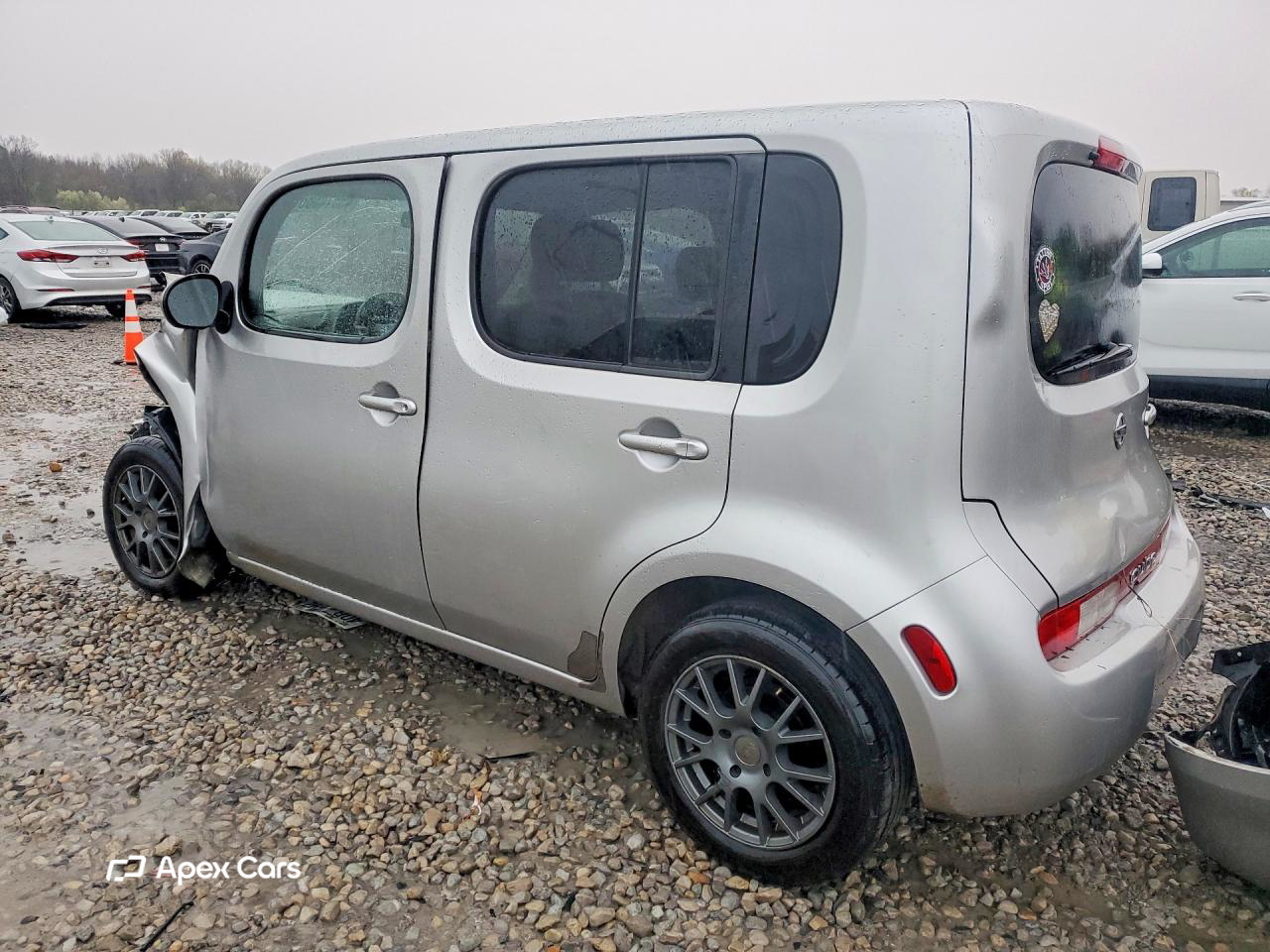 Nissan Cube 2011