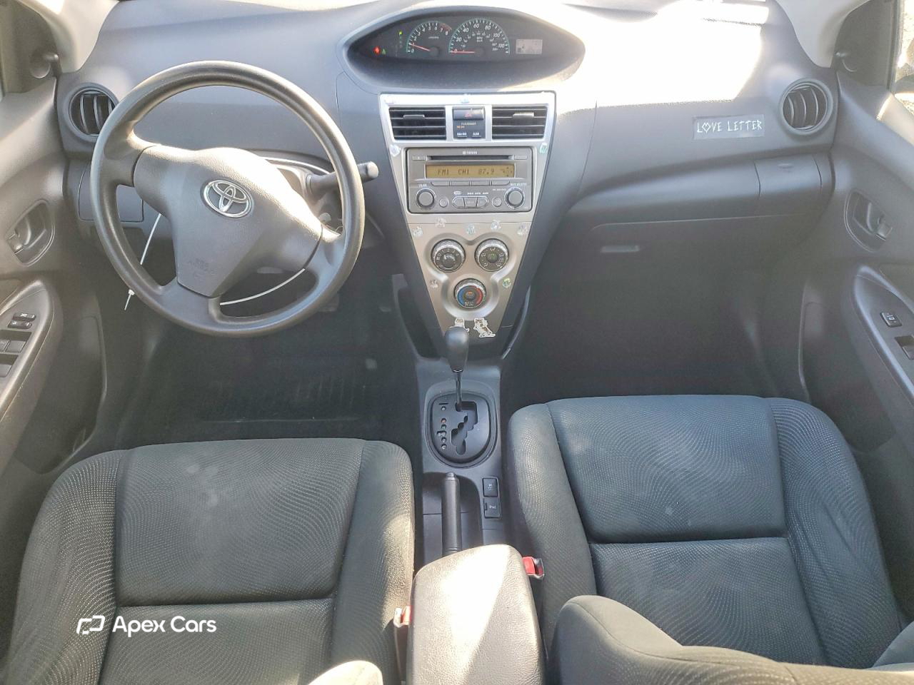 Toyota Yaris 2012