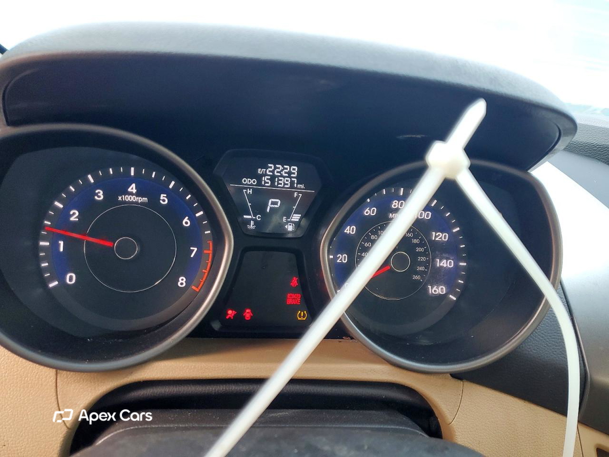 Hyundai Elantra 2013