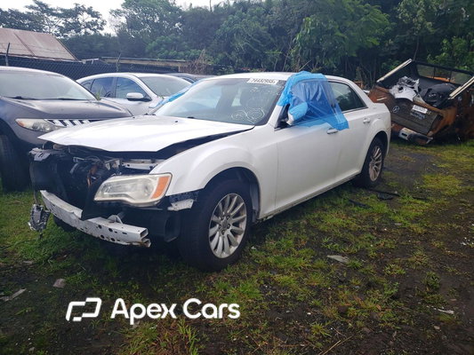 Chrysler 300 2012 - Image 1 of 12
