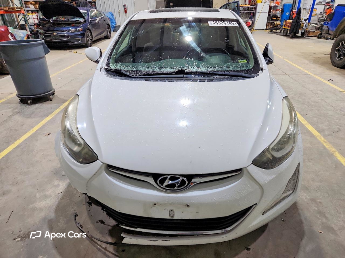 Hyundai Elantra 2016