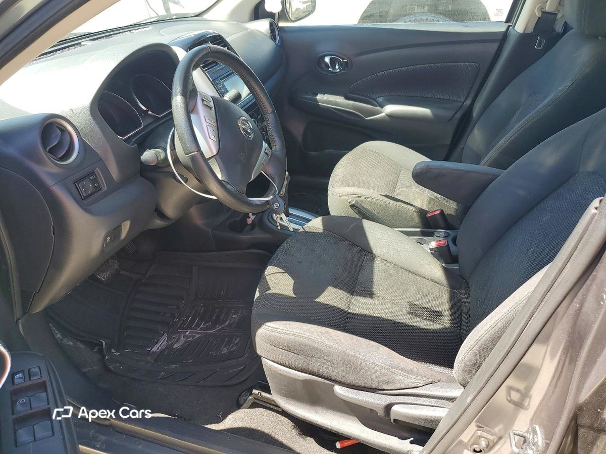 Nissan Versa 2017