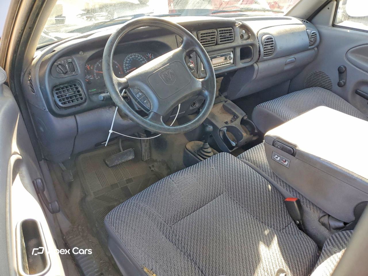 Dodge RAM 2000