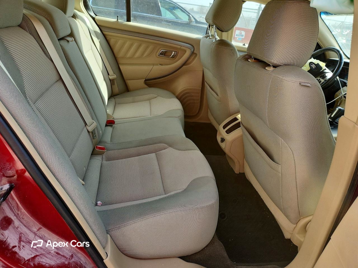 Ford Taurus 2013