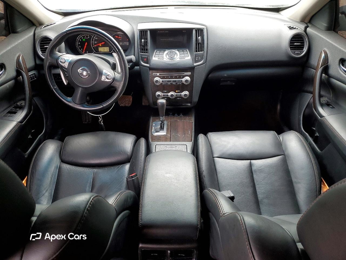 Nissan Maxima 2012