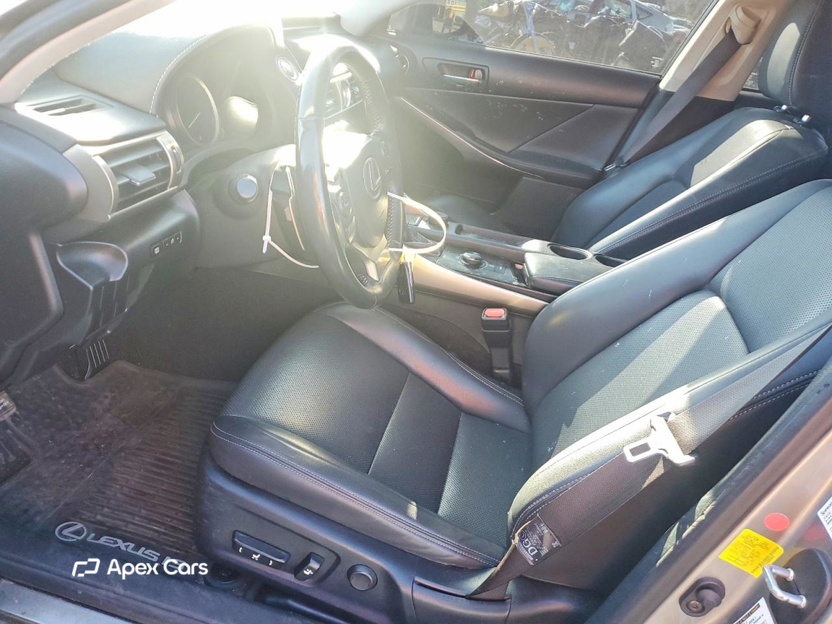 Lexus IS 2014