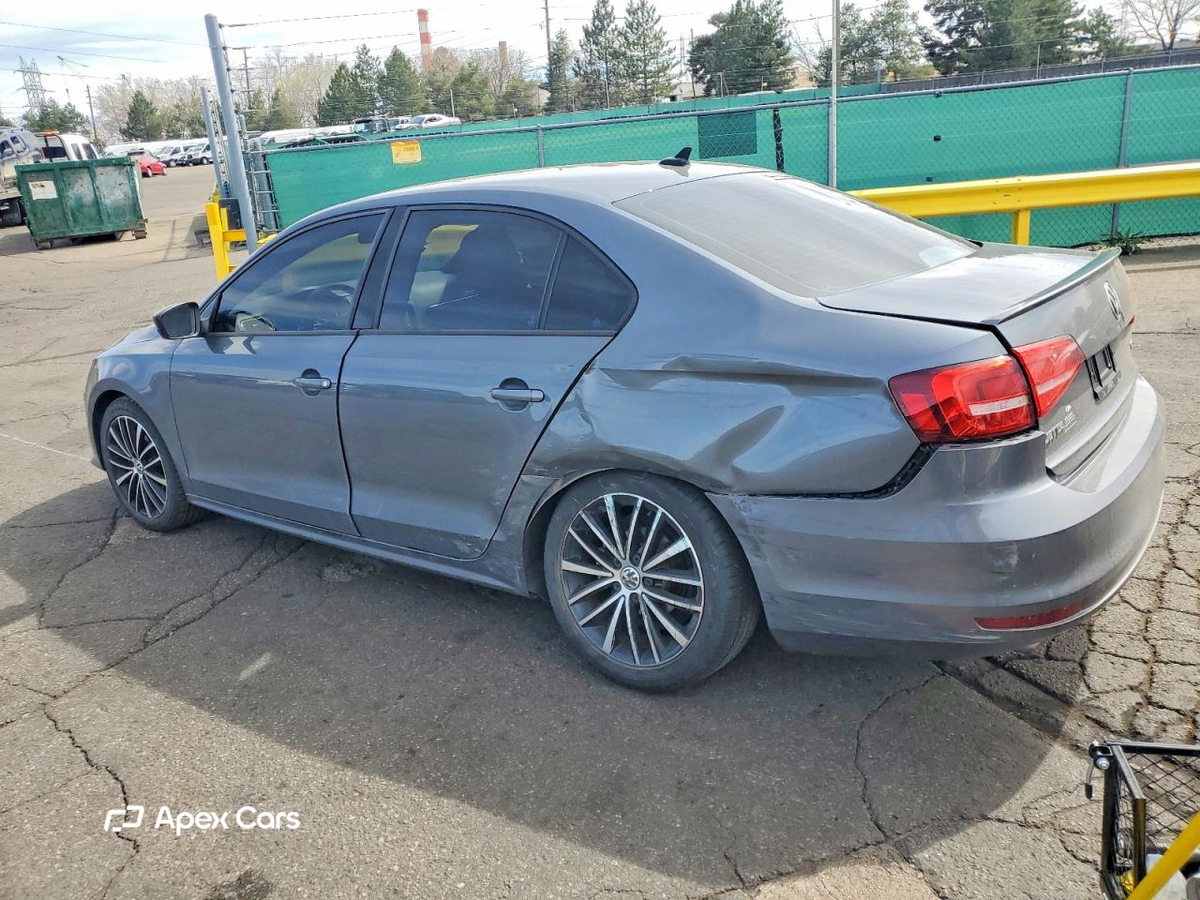 Volkswagen Jetta 2015