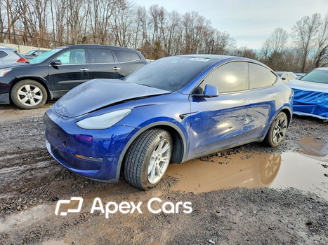 Tesla Model Y 2021 - Image 1 of 12