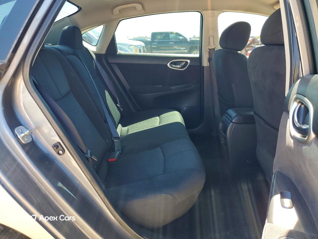 Nissan Sentra 2015